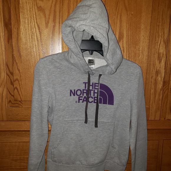 Like new TNF thick hoodie - Picture 6 of 8